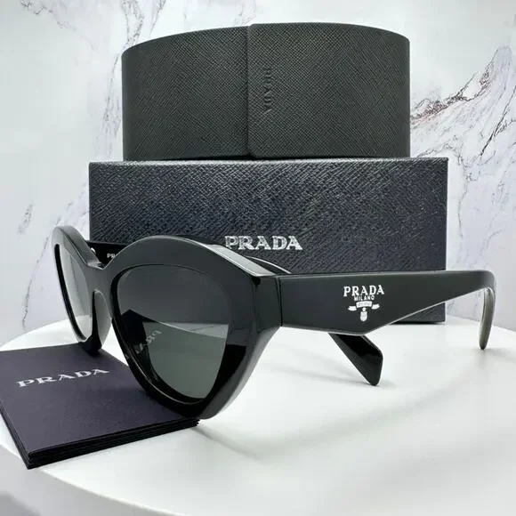New PRADA Sunglasses Black Butterfly Cat Eye Logo Symbole Logo New - Picture 1 of 16
